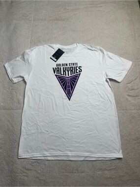 NWT New Fanatics WNBA Golden State Valkyrie’s White T Shirt Men’s XL Jersey